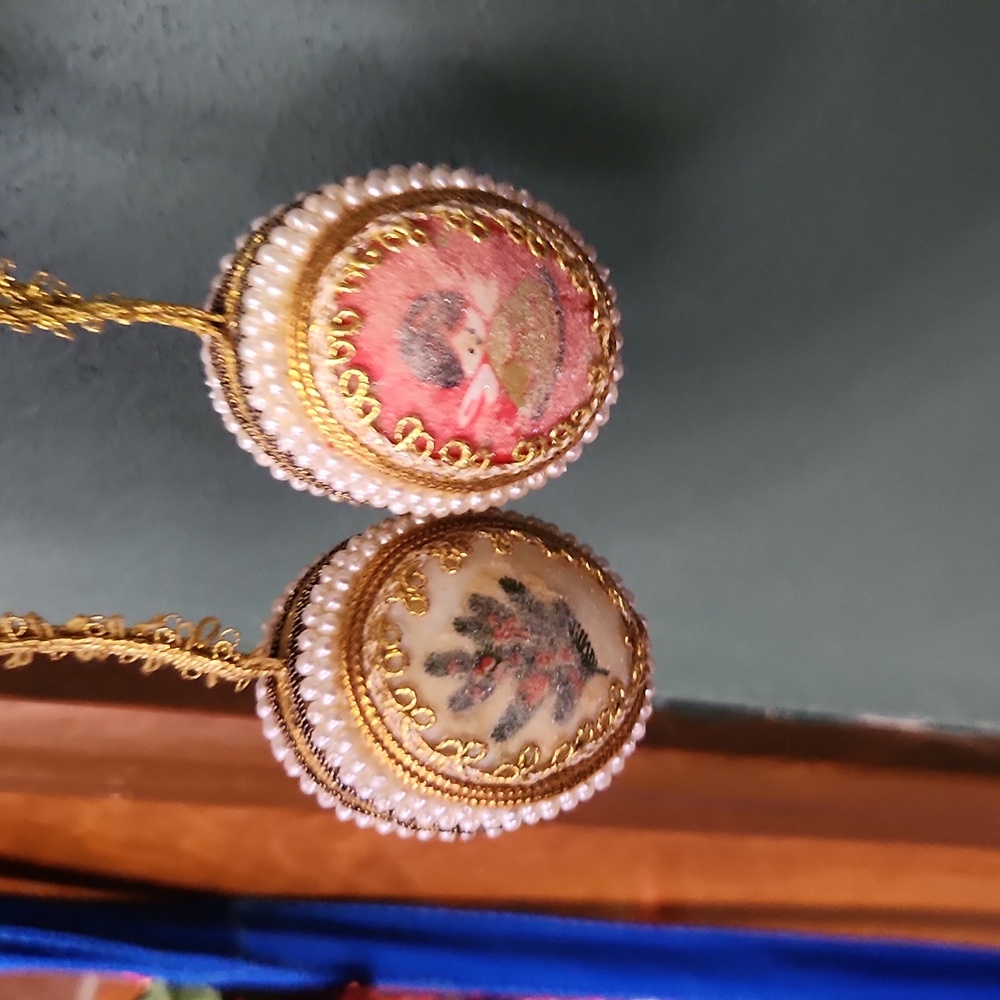 Handmade Colorful Beaded Ornaments - Picture 5 of 7